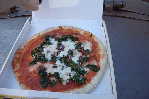 Vega Pizza, Medium Shot at Pizzeria L'Angelo in Venice