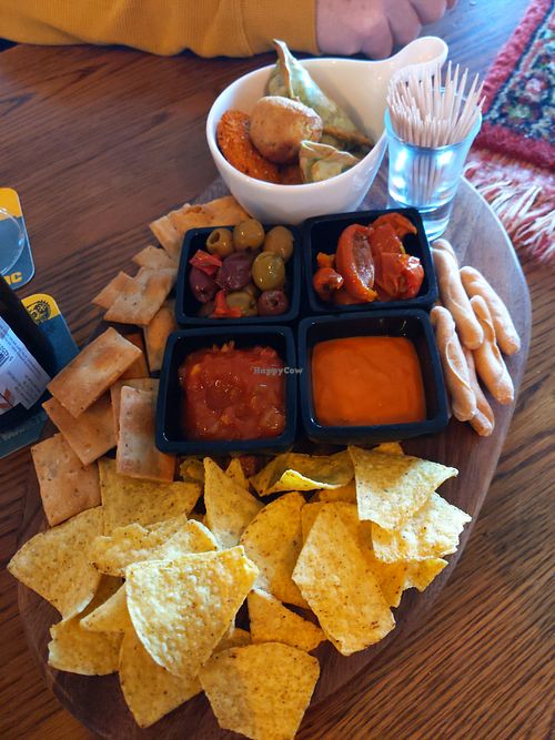 Fully vegan charcuterie board at Proeflokaal en Bier Museum Wertha Mouttoren in Weert