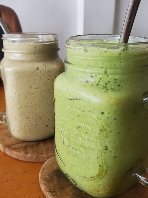 Smoothies at Eat.Co Brunchrie in Koh Phangan