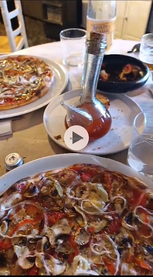 las pizzas de verduras sin queso  at Pizzeria-Trattoria Il Ponticello in Mora De Rubielos