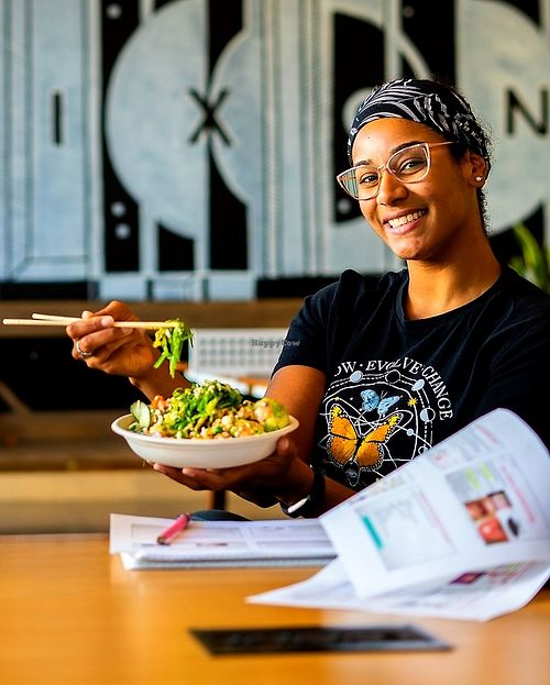 Relax and enjoy at Island Fin Poke Co in Tallahassee