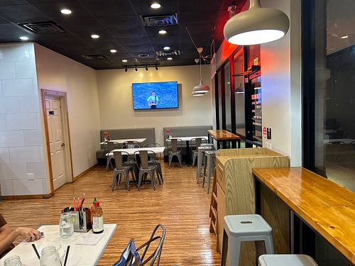 Casual dining   at Baguettes and Noodles in Katy