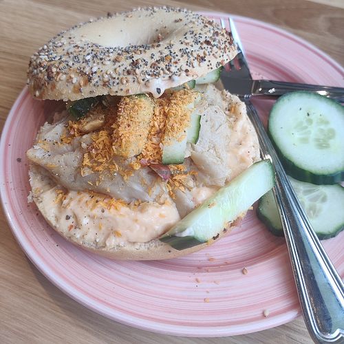 Thai 'Chicken' everything bagel at Bagels & Beans - Oude Ebbingestraat in Groningen