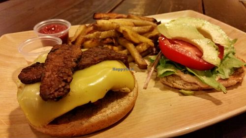 karma burger at Choices Cafe in Miami