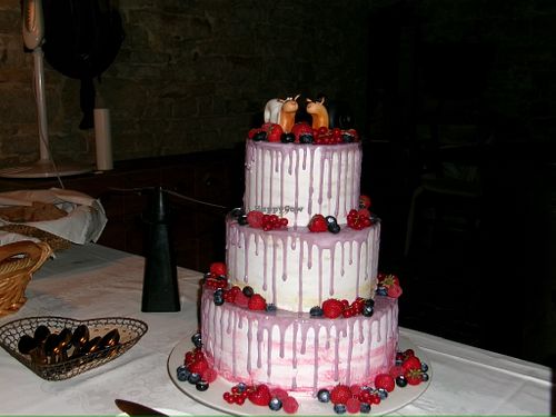 unsere Hochzeitstorte ♥️  at Café Konditorei Confiserie Enkler in Kirchheimbolanden