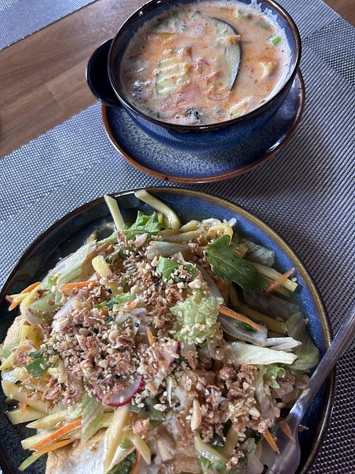Green mango salad and tofu tom soup   at Onkel Ha Vegan in Muelheim-kaerlich