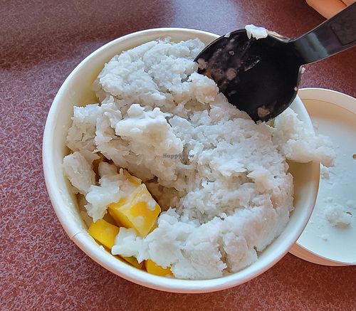 Mango Sticky Rice with Coconut Cream at Y-Thai  in Champaign