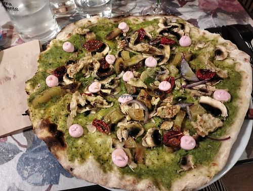  at Santa Pizza in Rome