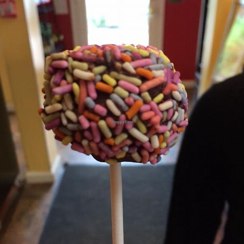 cakepop at Dee's One Smart Cookie in Glastonbury