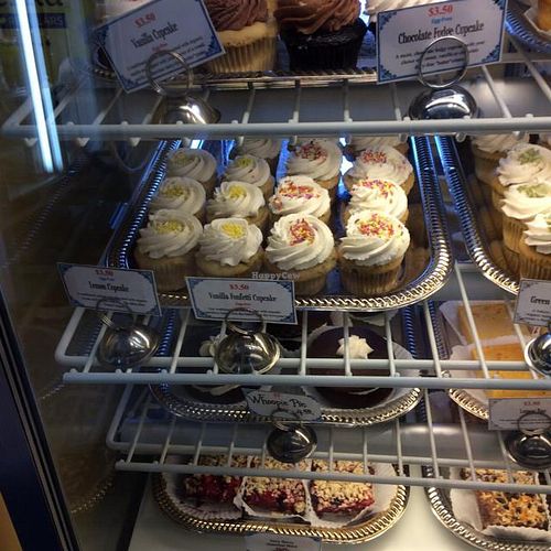 yum at Dee's One Smart Cookie in Glastonbury