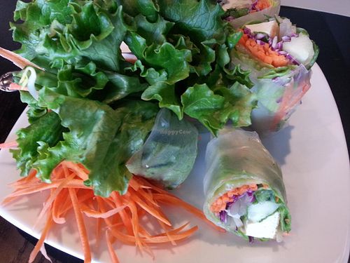 fresh rolls at Araya's Place in Los Angeles