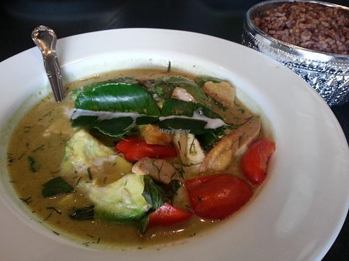 avocado curry at Araya's Place in Los Angeles