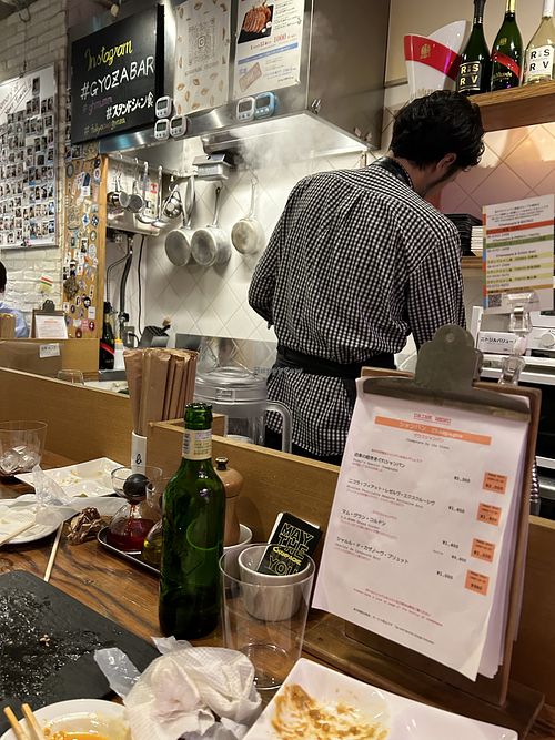 Small and intimate    at L'avant champagne shokudo in Osaka