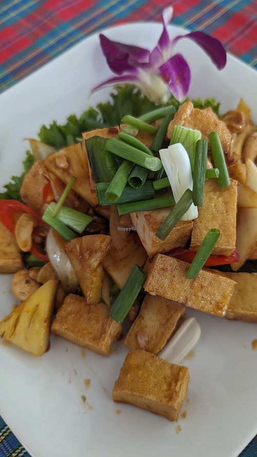 Tofu cashew nuts stir fry at Bai Tong  in Krabi