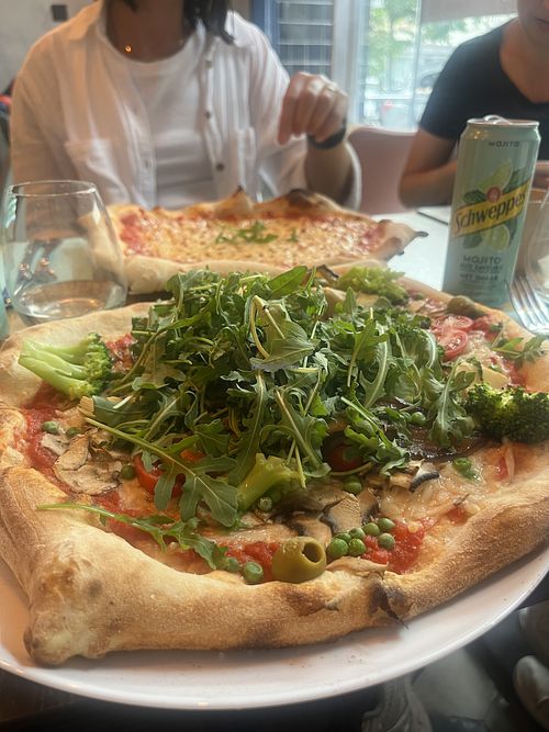   at 3 Pizza  in Brussels