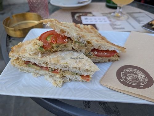 Nice vegan sandwich with a chickpeas spread, avocado and tomato. It would be nice if they would have this on the menu, so more people would know about the vegan option. at PR' JAKCU in Kamnik