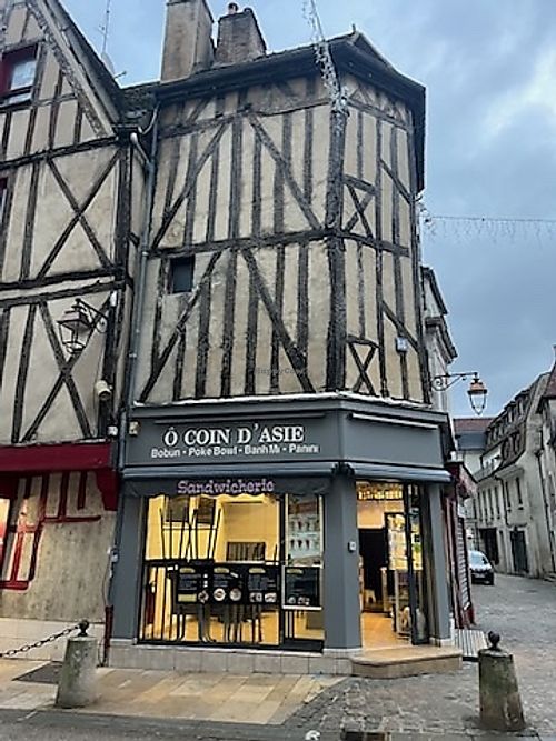   at Ô Coin d'Asie in Auxerre
