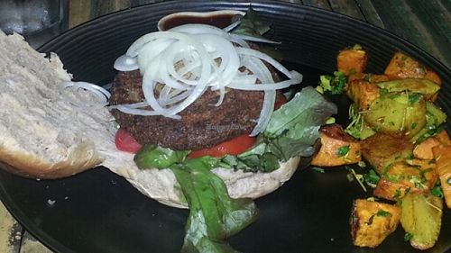 269 burger at Green Gallery in Koh Phangan