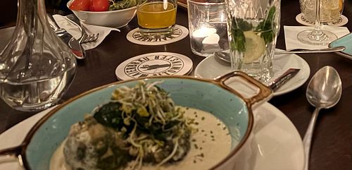 Schönes Wirtshaus mit moderner Küche  at Wirtshaus Hohenwart in Munich