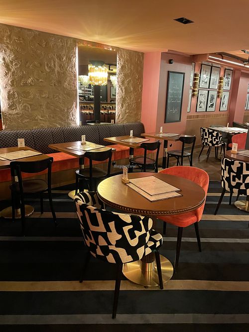  at L'Osteria  in Paris