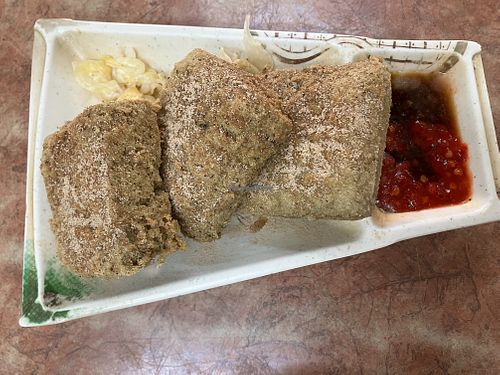 Fried stinky tofu with extra stink! at Daiji Stinky Tofu House - 戴記臭豆腐專賣店 in Taipei