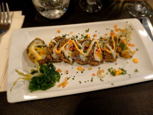 Warme sushi rol at Hotel Restaurant Sparhof in Heuvelland