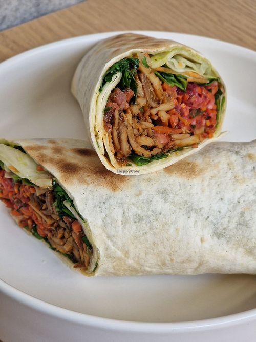 Vegan wrap at Planted Bistro by Ars Culinaria in Kemptthal