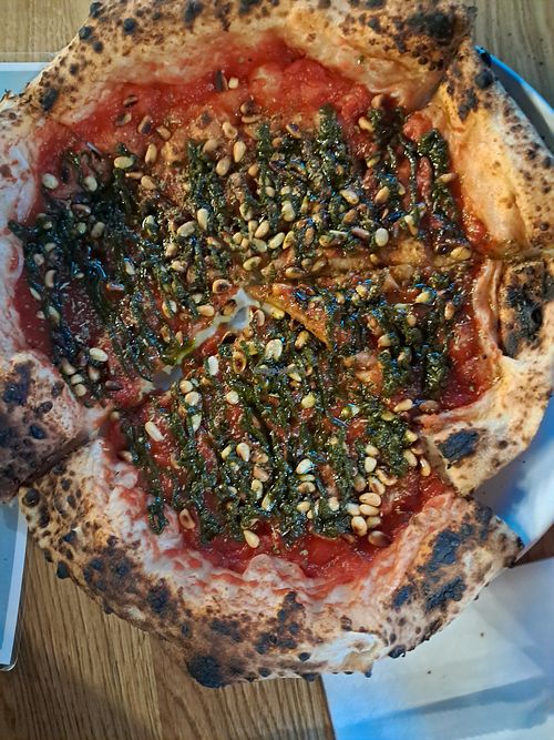 Pizza Marinara Pesto at clausgemacht  in Ravensburg