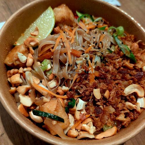 Vegan Pad Thai at Burgers.Ink / Wagyu to go in Wied Il-ghajn