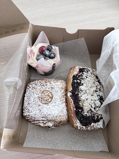   at Polly Sparrow Bakery in Lebanon