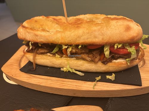 Huera bocadillo  at El Indicado in Barcelona