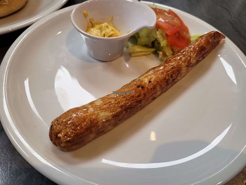 Vegane Bratwurst at Gretchen's Grill in Marienhafe