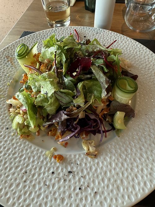 Variation de salade sauce maison moutarde à l’ancienne   at Espace Weisshorn in Zinal
