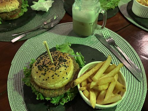 Veggie burger   at Hula Jungla in Playa Carillo