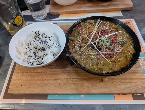 Curry de légumes at Hiboubox in Villard-de-lans