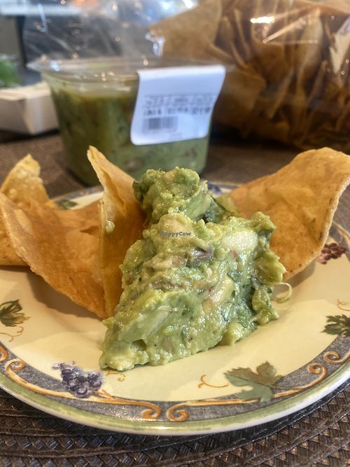 Nice and Chunky - Made with Hass Avocados 🥑 😛  at Vallarta Supermarkets in Modesto