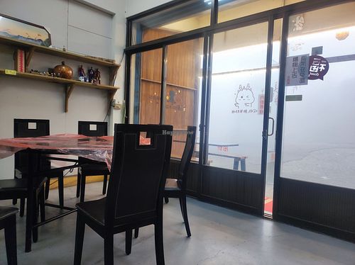 Interior at Shizhao Tongxin Food - 石棹 彤炘美食 in Zhuqi Township