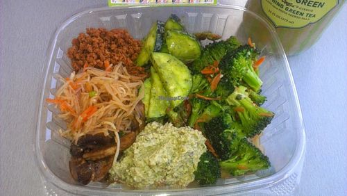 Make your own salad: Asian broccoli, pesto and 
sundried tomato squash, raw chick'un salad, 
marinated mushrooms, taco style TVP, 
and raw noodle salad at Simply Pure in Las Vegas