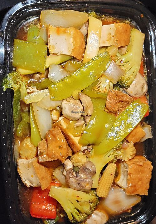 Garlic Sauce Tofu with Mixed Vegetables at Asian Harbor  in Homewood