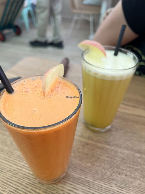 Fresh juices   at Luma Brunch  in Alicante