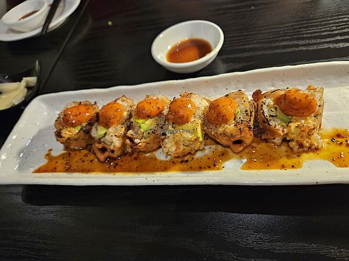 Crunchy dynamite (they blow torch it in front of you!) at Rice in Los Angeles
