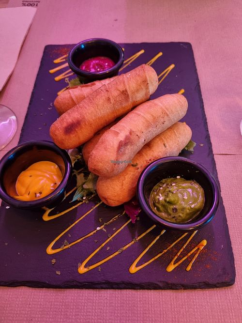 Veggie teques at Cantina 33 - Food Market - Brunch in Madrid