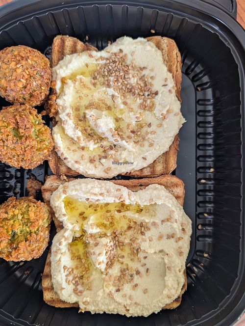 Hummus falafel toast at Restaurant Freshmania in Agadir