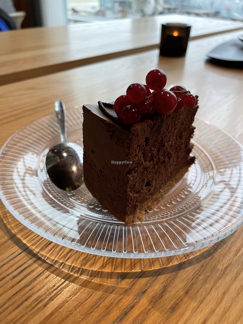 Tarta de chocolate deliciosa  at Allas Restaurants in Helsinki