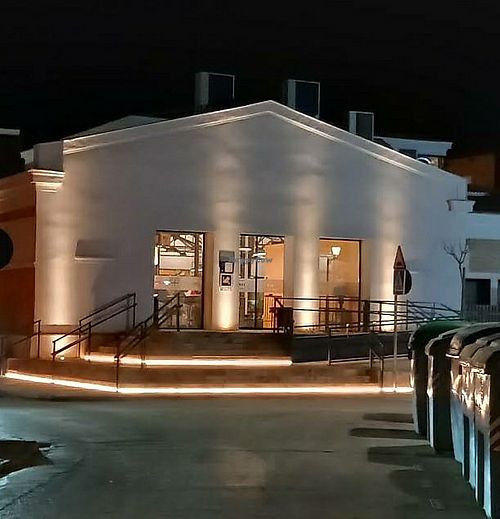 Mercado desde fuera at Mercado de Abastos in Tomelloso