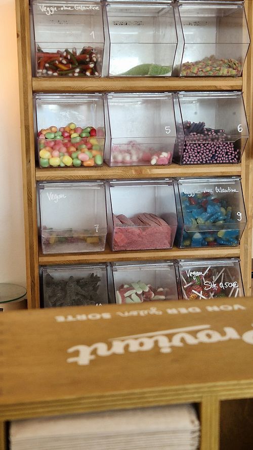 Vegan gummy bear selection at Café Fritz & Friedrich in Berlin