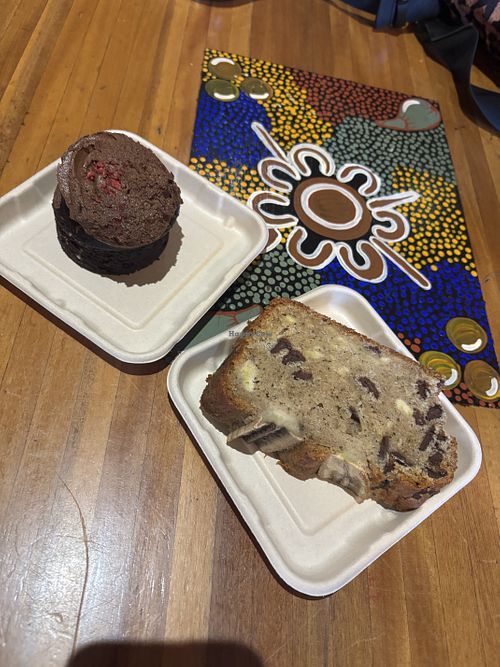 Mud cake and banana breadd  at Ininti Cafe & Souvenirs in Uluru