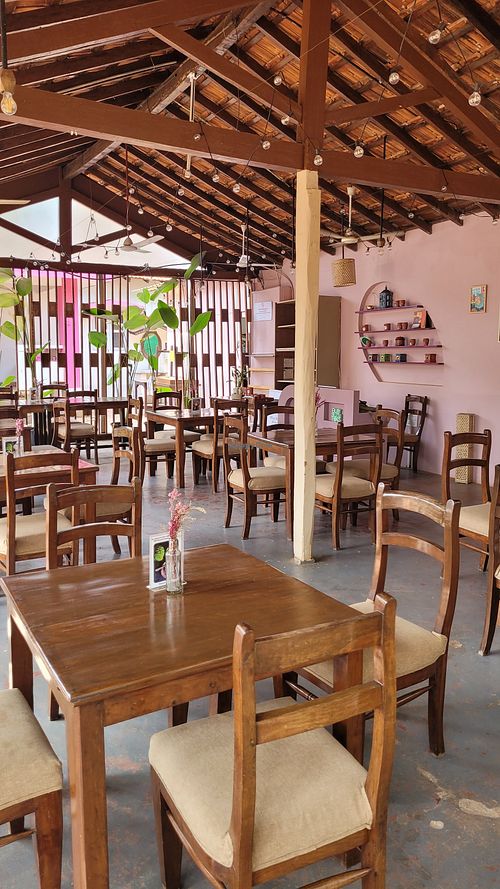  at Guldastaa in Anjuna