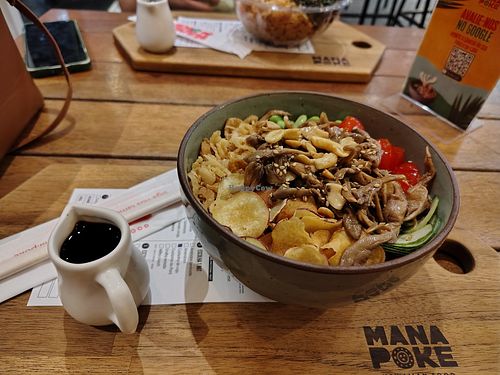  at Mana Poke in Sao Paulo