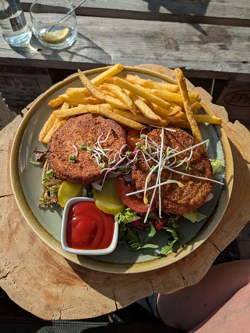 image of Grenzeloos - Drenthe (Slapen-Eten-Beleven)